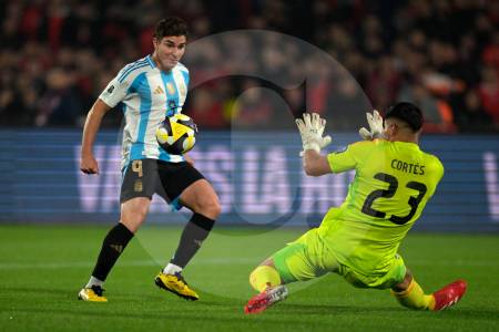julian-alvarez-mi-papacho_48035700_20250605221907