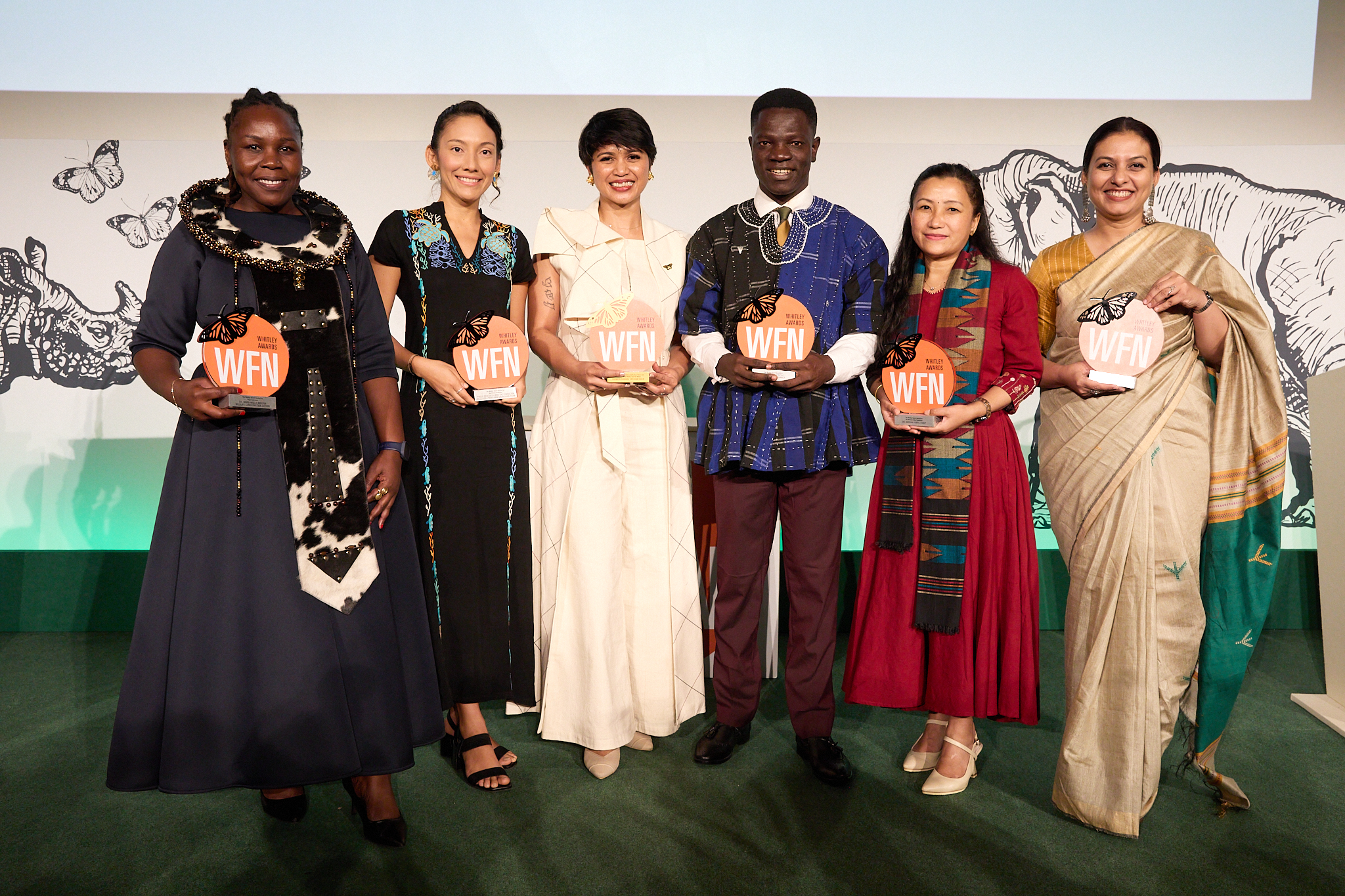 Moreangels Mbuzah, de Zimbabwe; Paola Sangolquí, de Ecuador; Farwiza Farhan, de Indonesia; Issah Seidu, de Ghana; Barkha Subba, de India; y Parveen Shaikh, de India, ganaron el Premio Whitley 2026. Foto: Cortesía Fondo para la Naturaleza Whitley