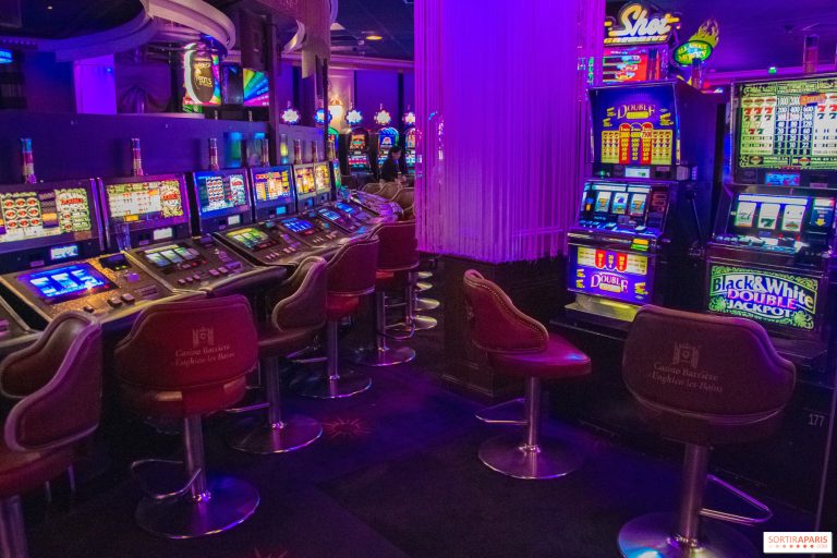 409477-jouez-a-la-roulette-et-aux-machines-a-sous-au-casino-barriere-d-enghien-les-bains