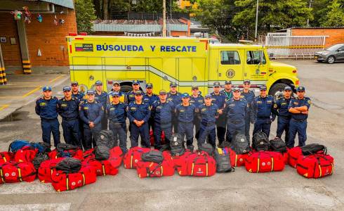 bomberos-de-medellin-viajan-a-venezuela-para-apoyar-labores-de-busqueda-tras-los-terremotos_50994715_20260628210258