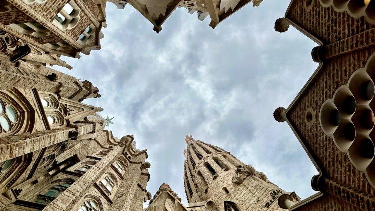 La Sagrada Familia. La Sagrada Familia.