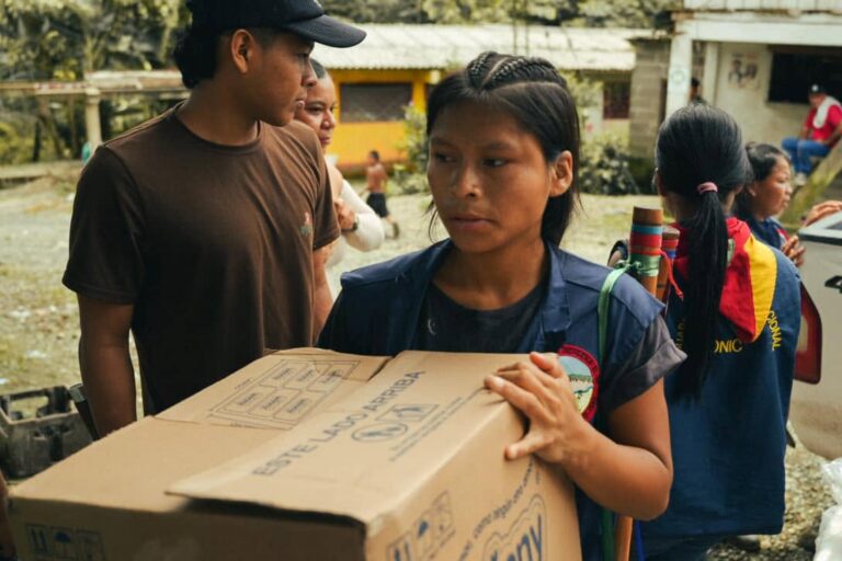 La ONIC entrega ayudas a las comunidades indígenas del Chocó. Foto: cortesía ONIC