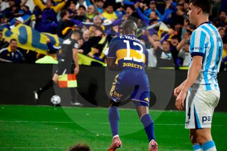 enner-valencia-boca-racing-copa-argentina_51739917_20260927175605
