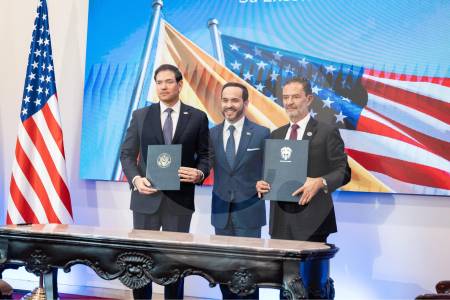 firma-memorando-entendimiento_51565078_20260908210124