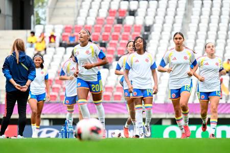 seleccion-colombia-sub20-femenina-calentamiento_51699152_20260923113237