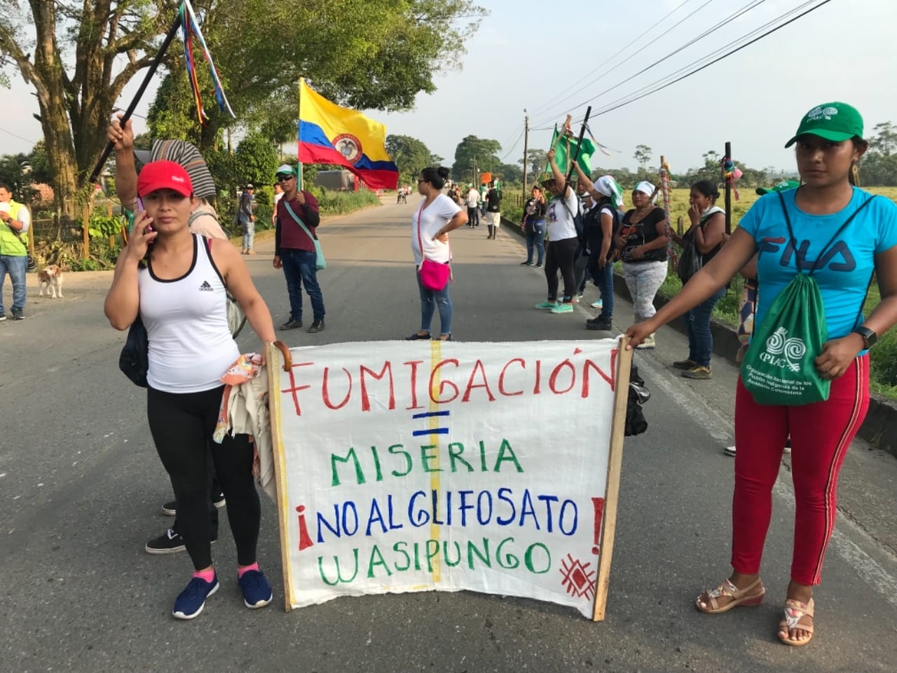 La minga indígena se opone a la fumigación con glifosato y al fracking en sus territorios. Foto: Robinsón López, coordinador de Derechos Humanos de la Opiac.