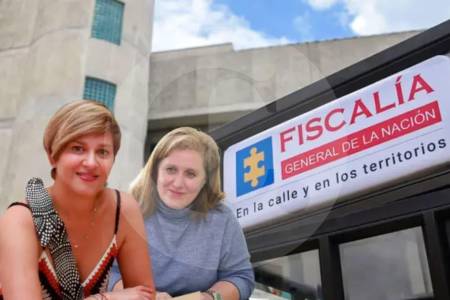 des-deben-estar-sometidas-a-la-const_51937822_20261021114138